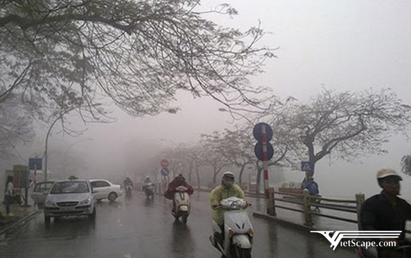 Cái lạnh mùa đông ở Hà Nội là điều khiến nhiều du khách khó thích ứng được