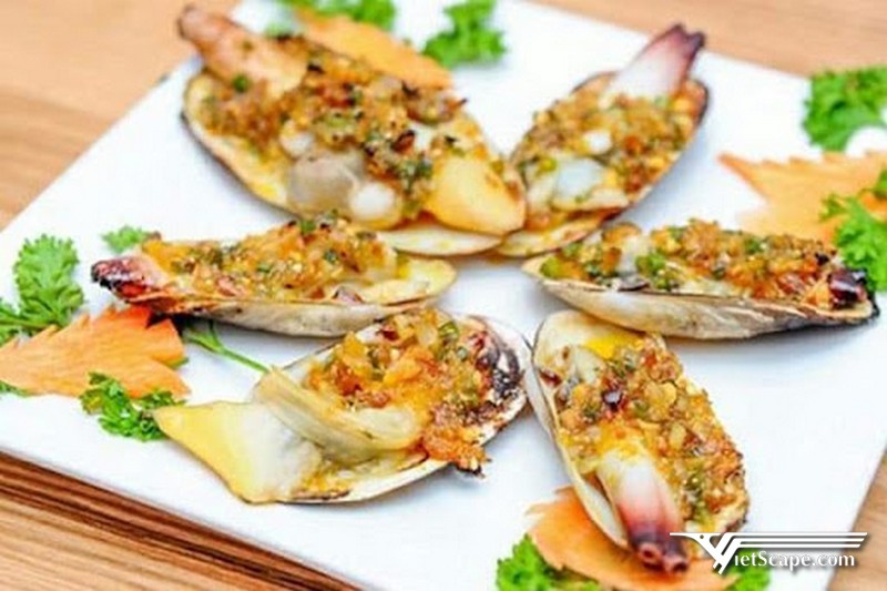 Món hải sản ngon không cưỡng được khi bạn đến du lịch Quảng Ninh