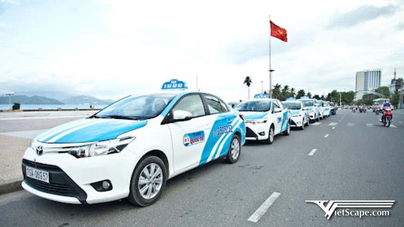 Nhiều hãng taxi hoạt động tại Nha Trang, tạo sự thuận tiện đáng kể cho du khách