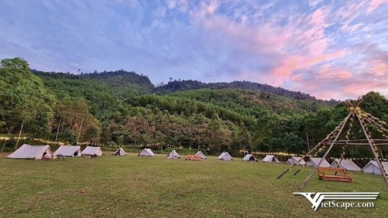 Làng Toom Sara - Khu cắm trại lý tưởng cách trung tâm khoảng 30km