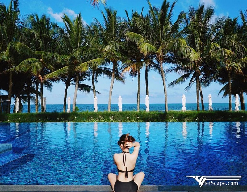Bể bơi Novotel Phú Quốc Resort view biển tuyệt đẹp