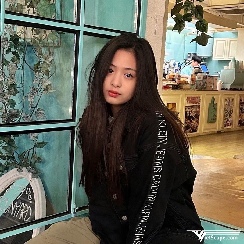 Ahyeon vẫn còn độc thân và chưa có ý định muốn hẹn hò