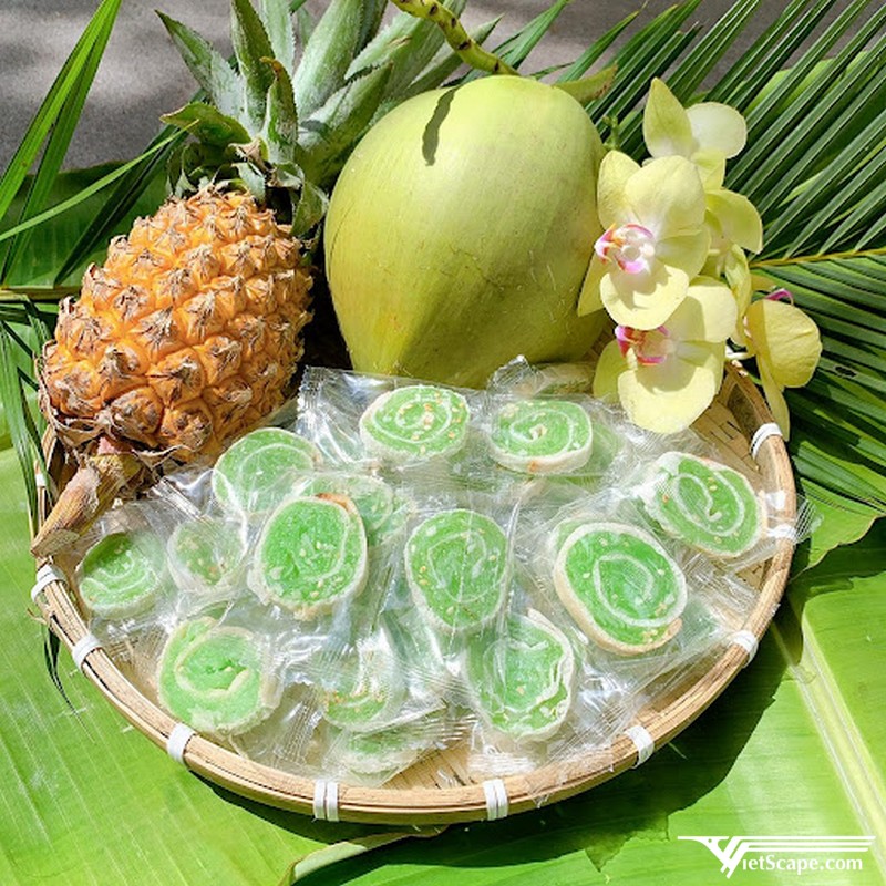 Kẹo dừa dứa cuộn