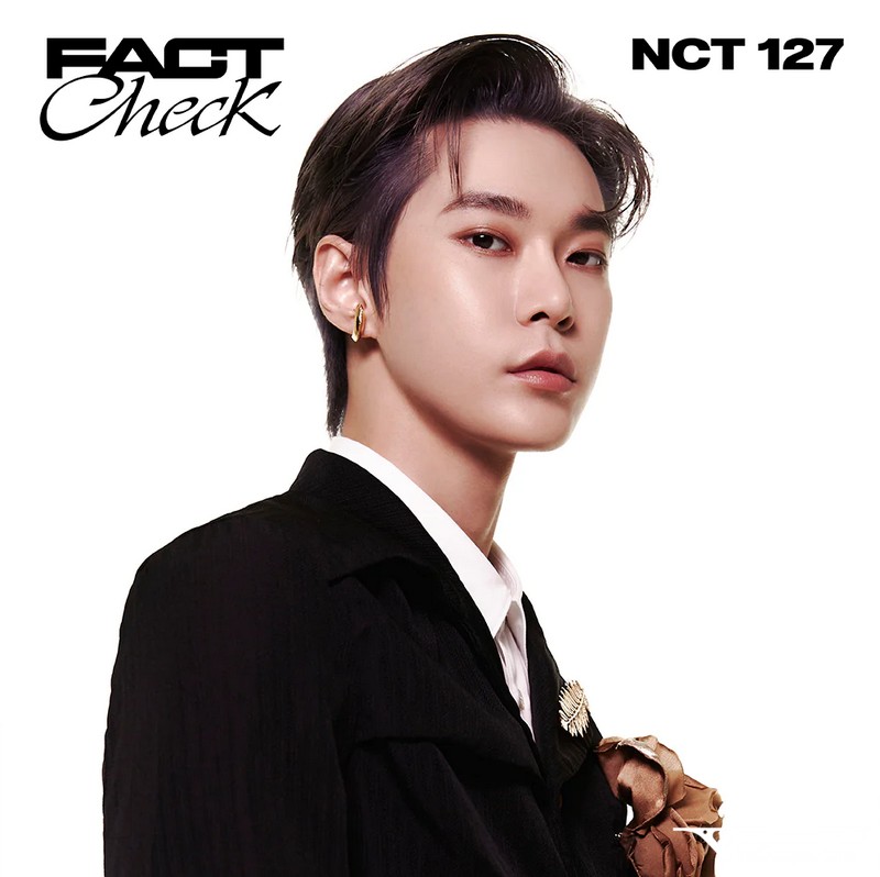 Doyoung ra mắt cùng nhóm nhạc NCT và hoạt động Solo đầu tiên từ năm 2016 - 2018 
