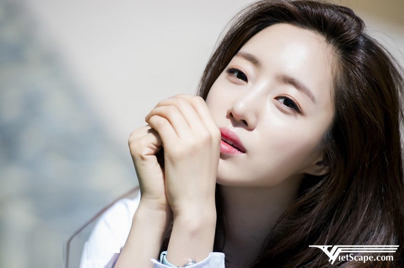 Eunjung tham gia diễn xuất cho nhiều bộ phim khác nhau từ năm 2011 - 2012