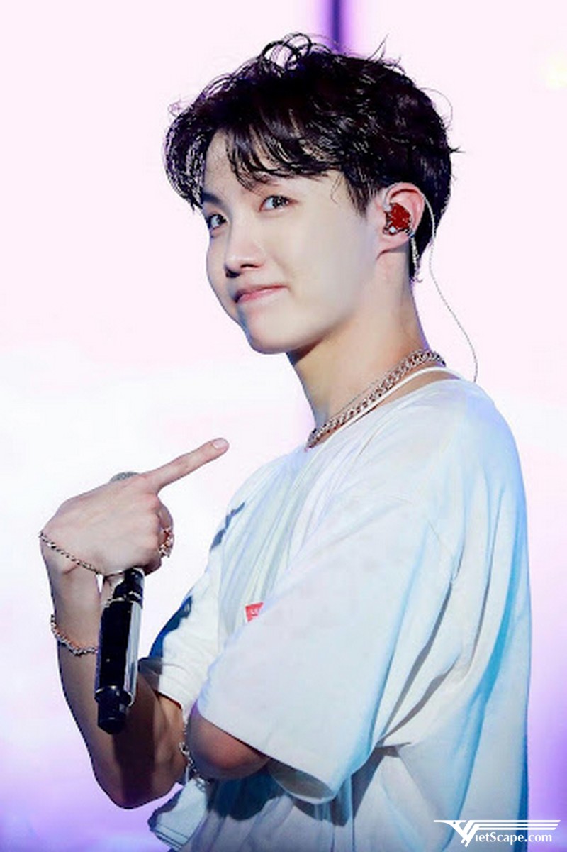 J-hope hoạt động solo và Mixtape đầu tay từ năm 2018 - nay