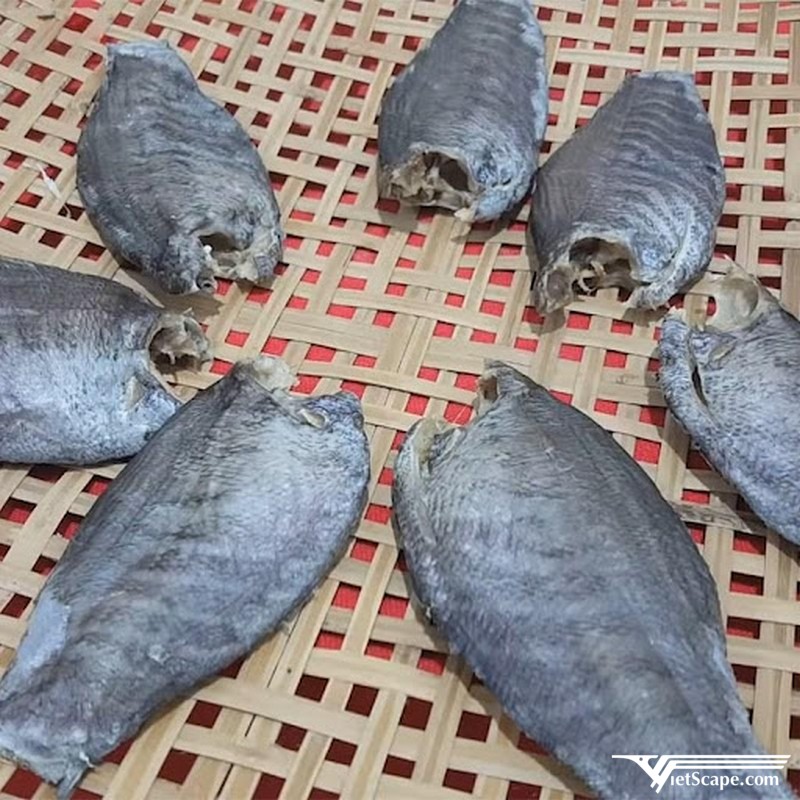 Khô cá sặc U Minh
