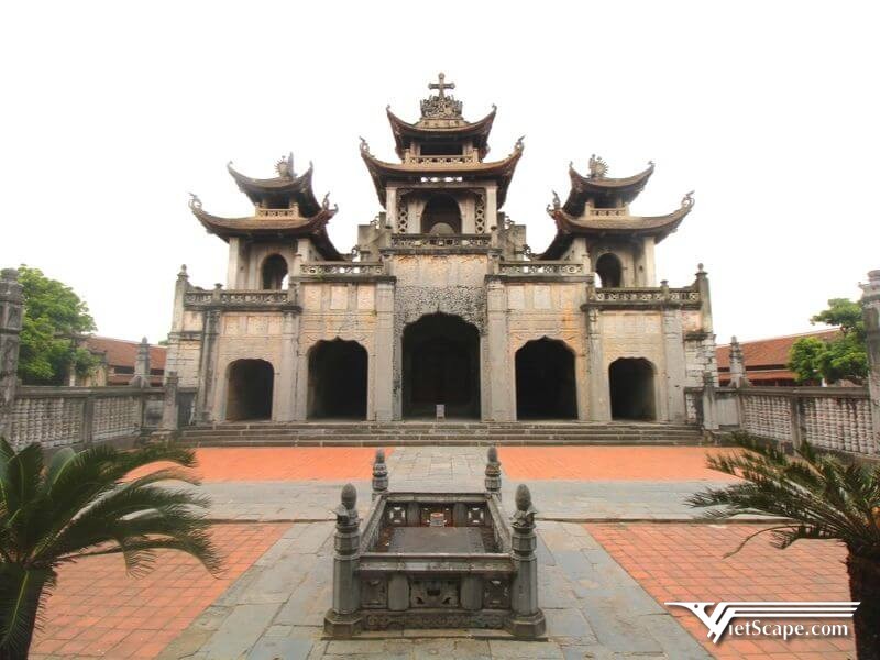 Khu Phương Đình của nhà thờ Phát Diệm