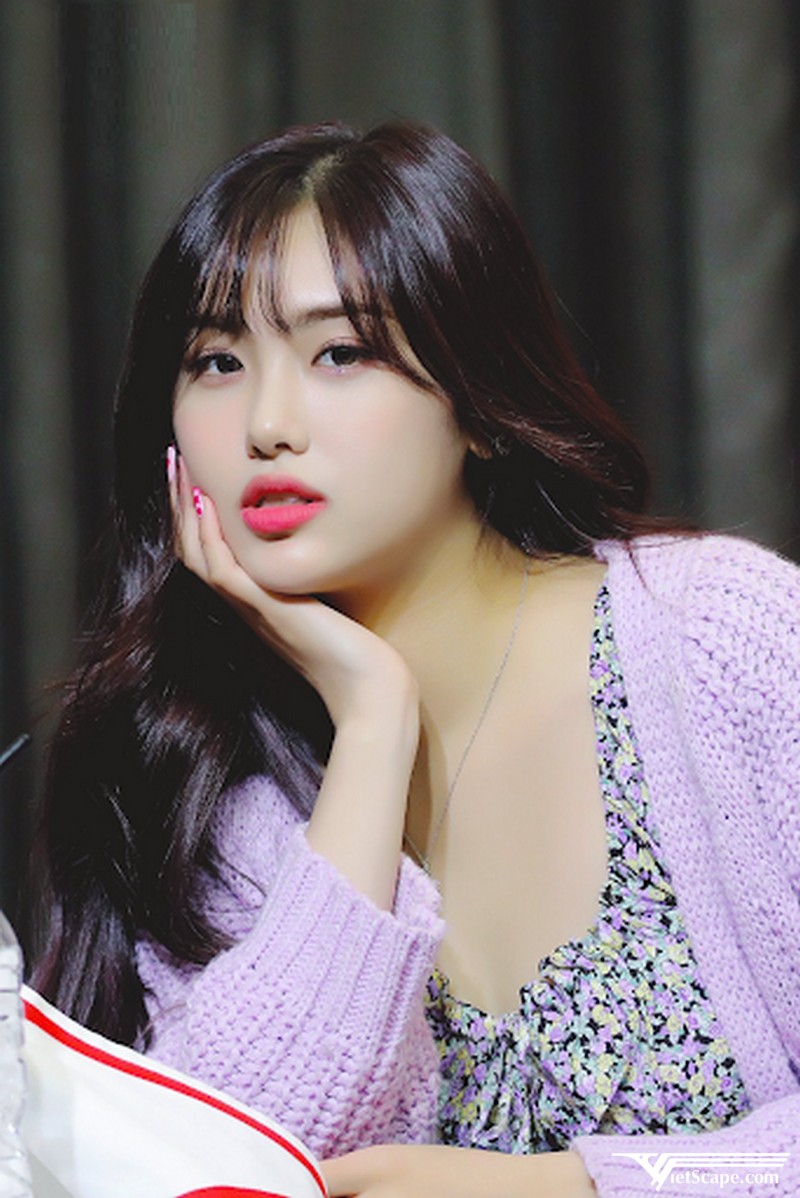 Một số hình ảnh về Aisha