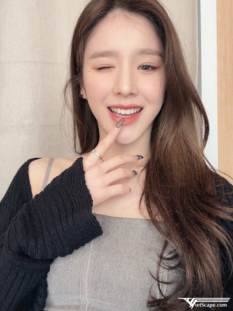 Một số hình ảnh về Heejin
