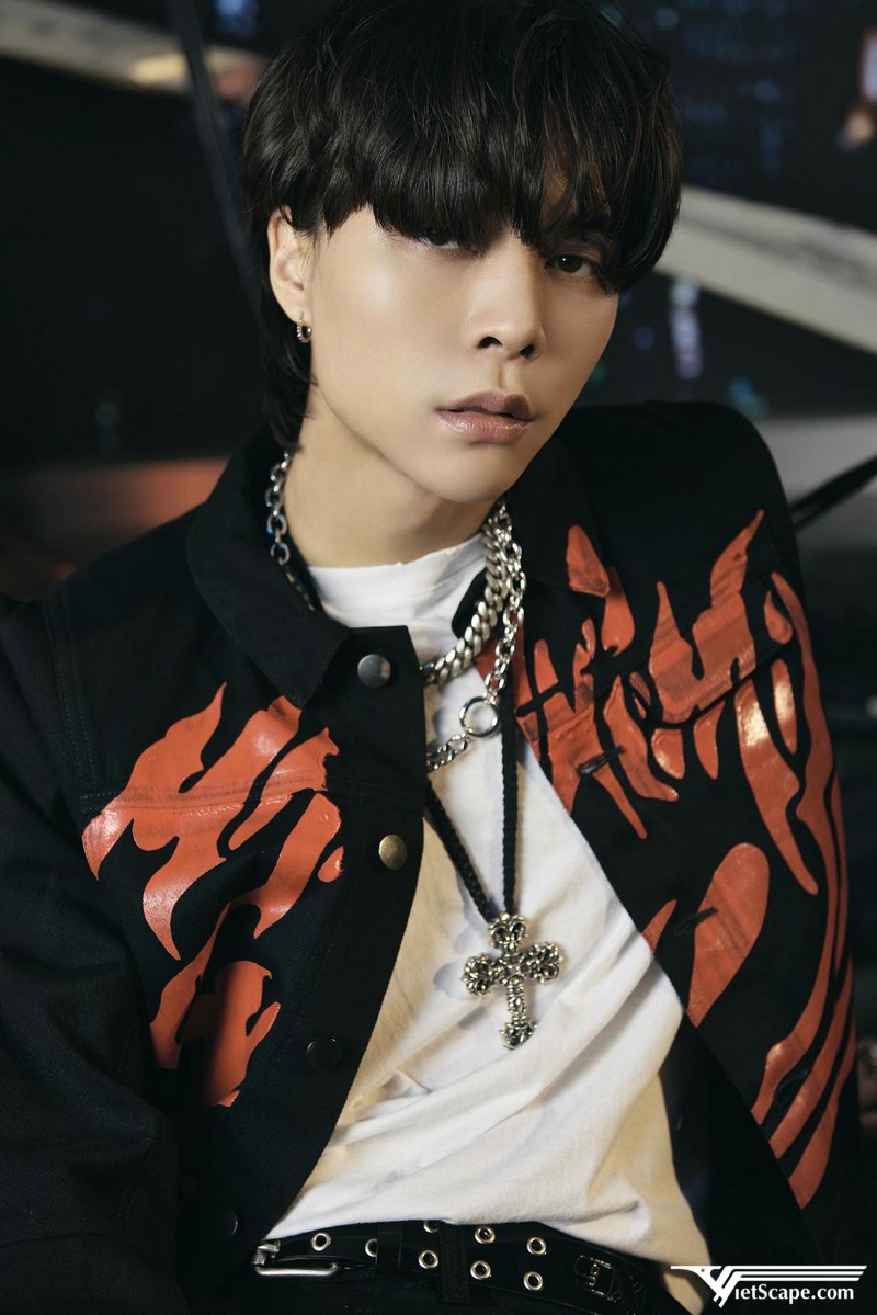 Một số hình ảnh về Johnny