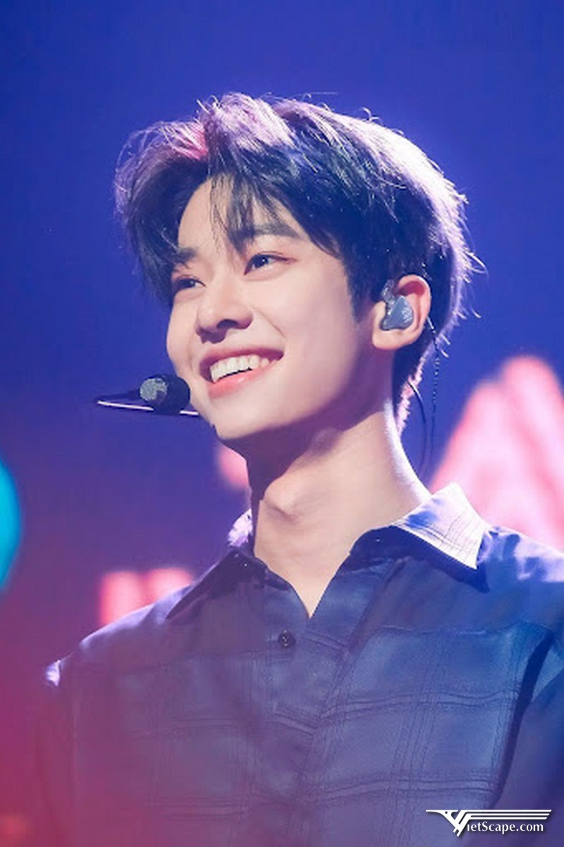 Một số hình ảnh về Kim Donghyun