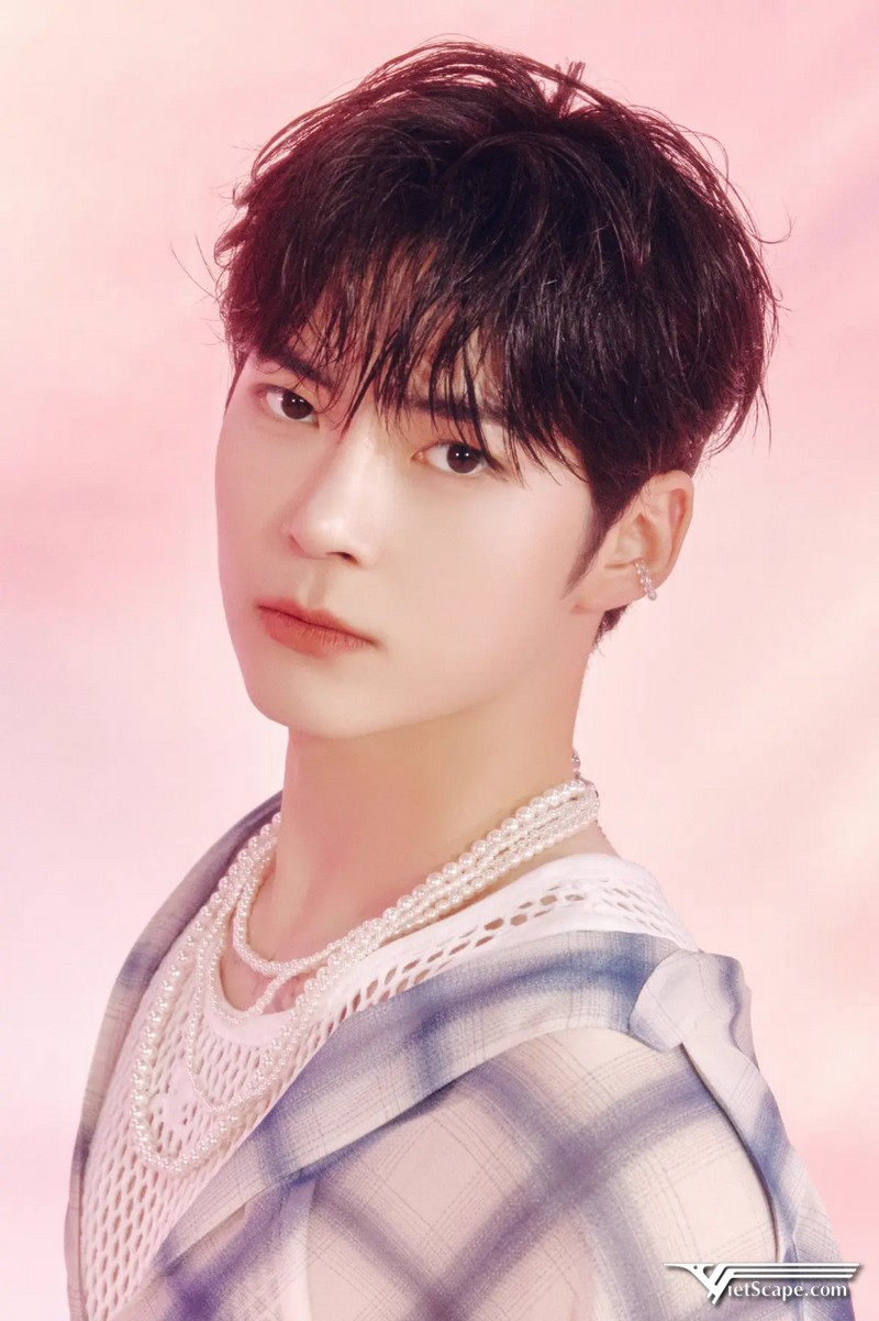 Một số hình ảnh về Sung Hanbin