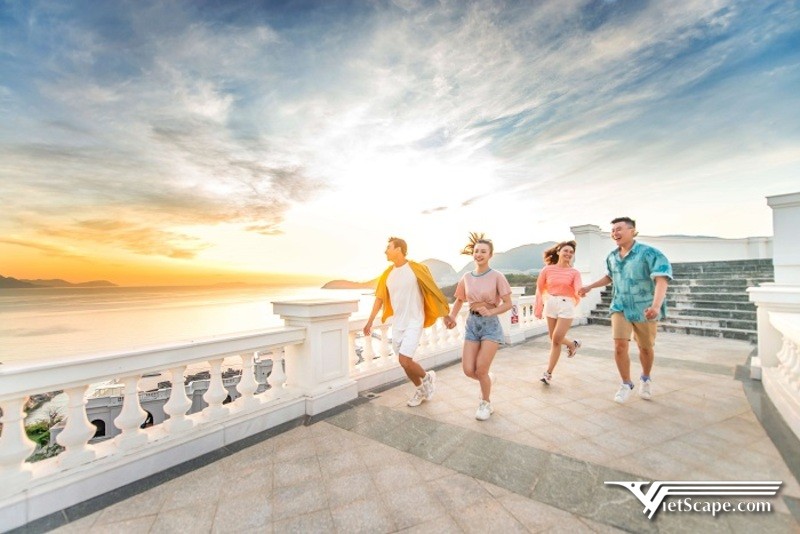 Nên đi Nha Trang hay Đà Lạt trước