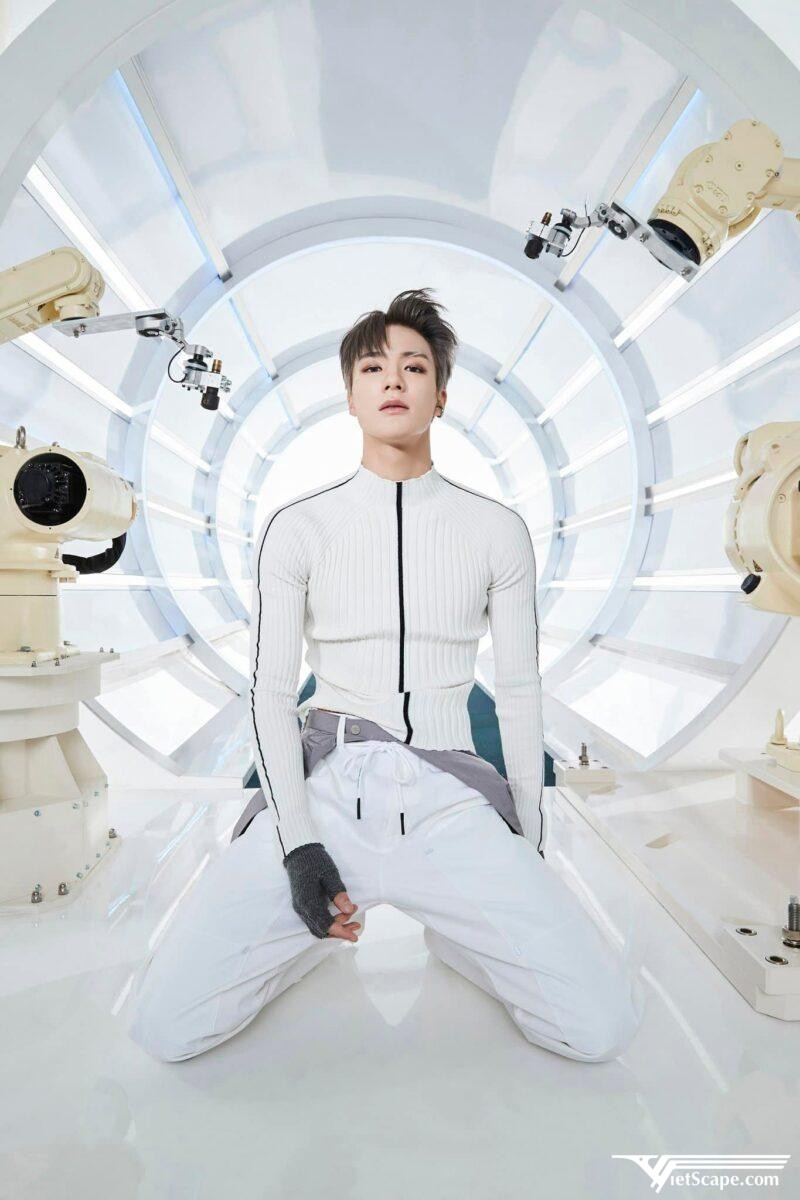 Phong cách âm nhạc mà Jeno theo đuổi là phong cách Rap và âm nhạc sôi động.