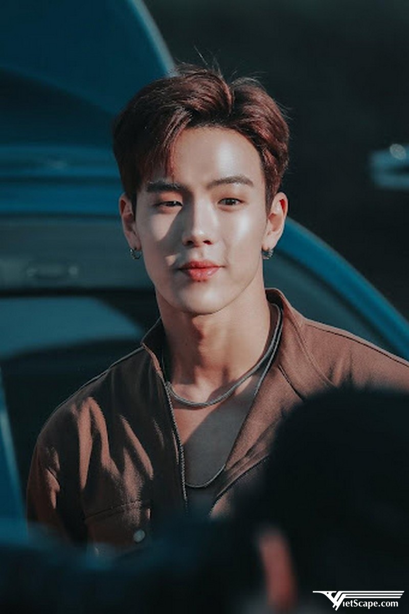 Phong cách âm nhạc mà Shownu theo đuổi là phong cách sôi động và tươi mới