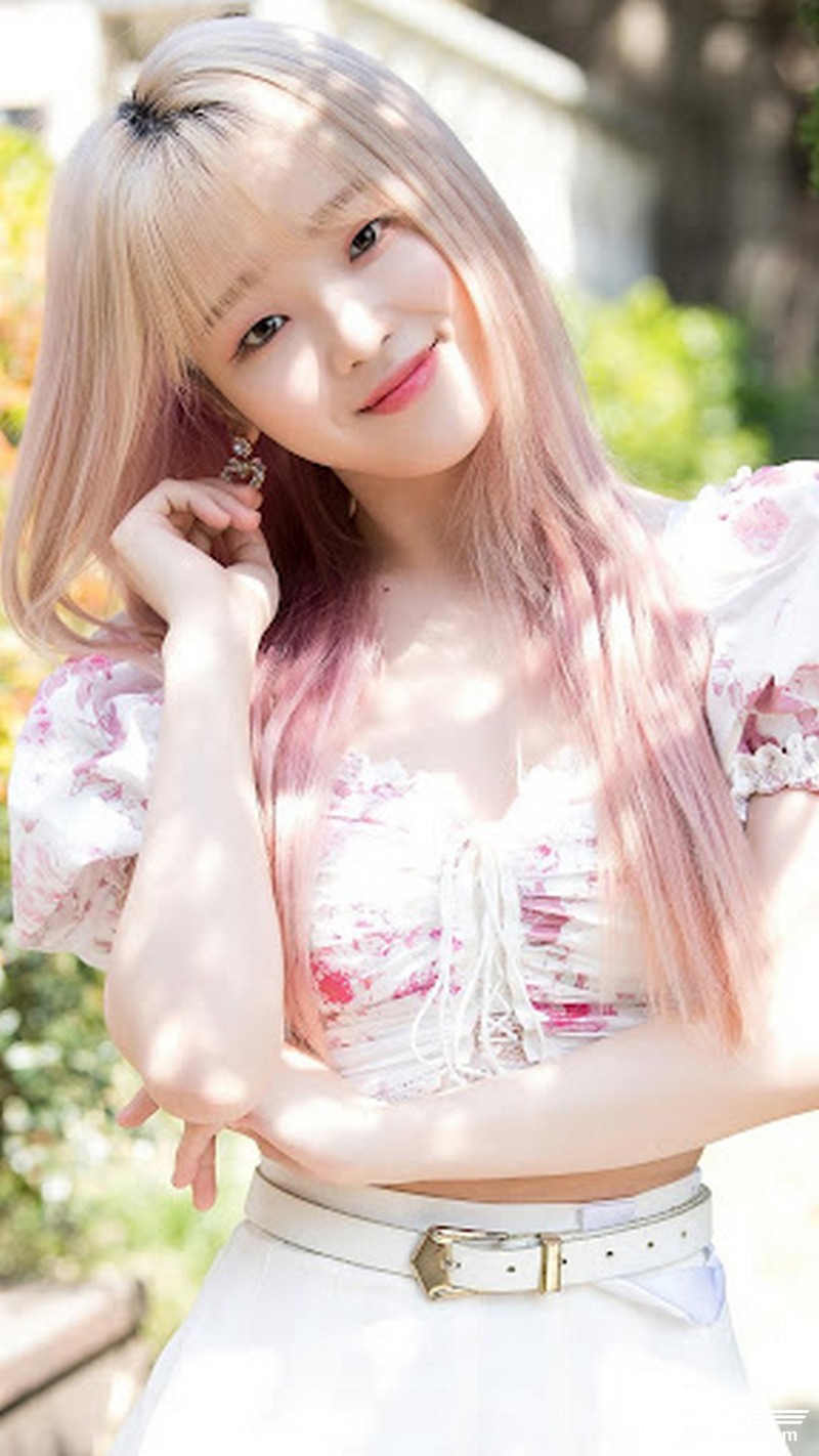 Seunghee vẫn còn độc thân và chưa từng vướng bất kỳ tin đồn hẹn hò nào