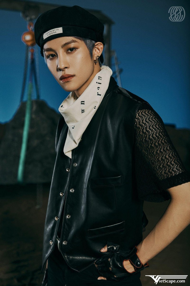 YangYang ra mắt công chúng thông qua nhóm nhạc dự bị SM Rookies của SM Entertainment vào ngày 17/07/2018